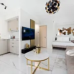 דירה F-apartments - River View, Contactless טרטו