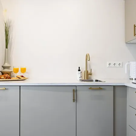 F-apartments - River View, Contactless *