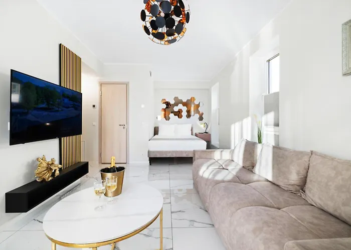 F-apartments - River View, Contactless Apartamento *